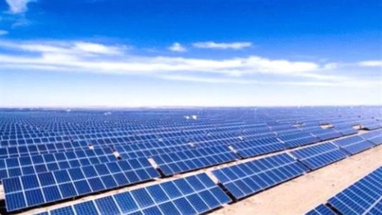 طاقة شمسية فضائية.. ميتا تدعم تشغيل مراكز بيانات الذكاء الاصطناعي بمصادر متجددة